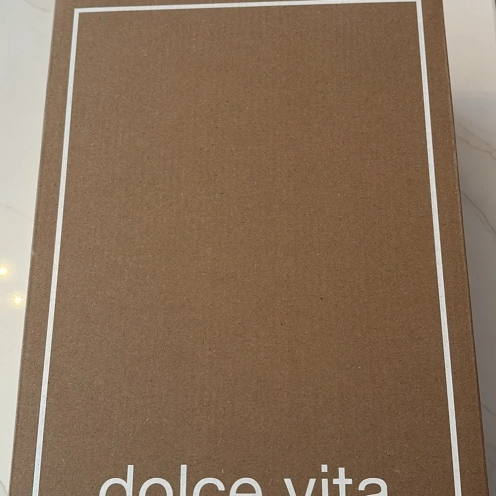 Dolce Vita stylish green